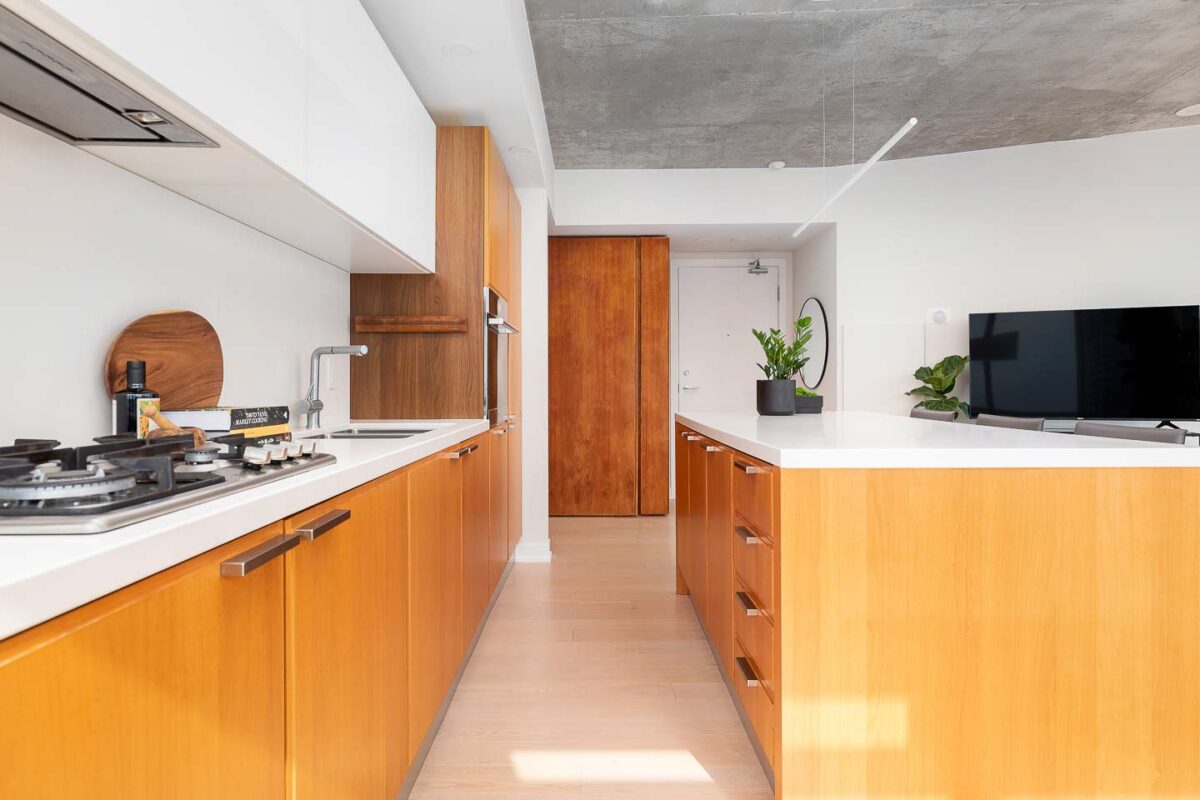 318 King Street East Suite 1406 in St. Lawrence Market, Toronto - Maggie Lind Real Estate Team
